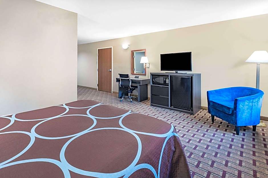 Super 8 by Wyndham Marysville/Port Huron Area