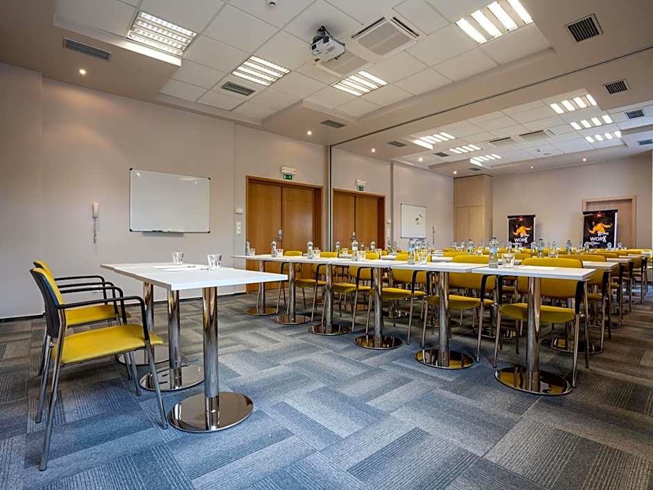Ibis Plzen