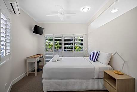 One-Bedroom Apartment with Terrace
