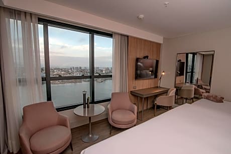 Executive Double Room with River View