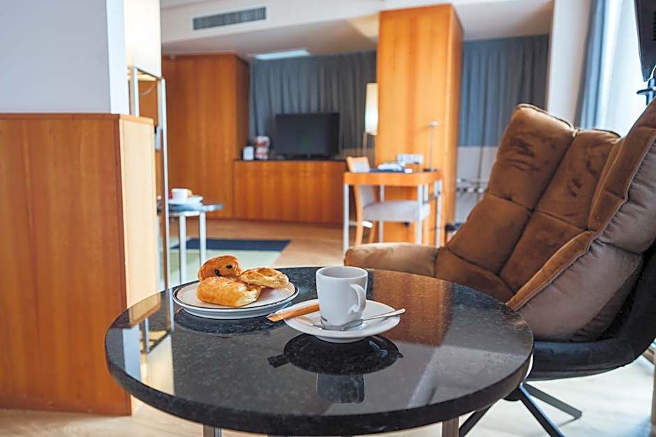 PeakTure Hotel Bucharest