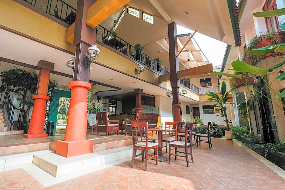 Hotel Grand Situ Buleud