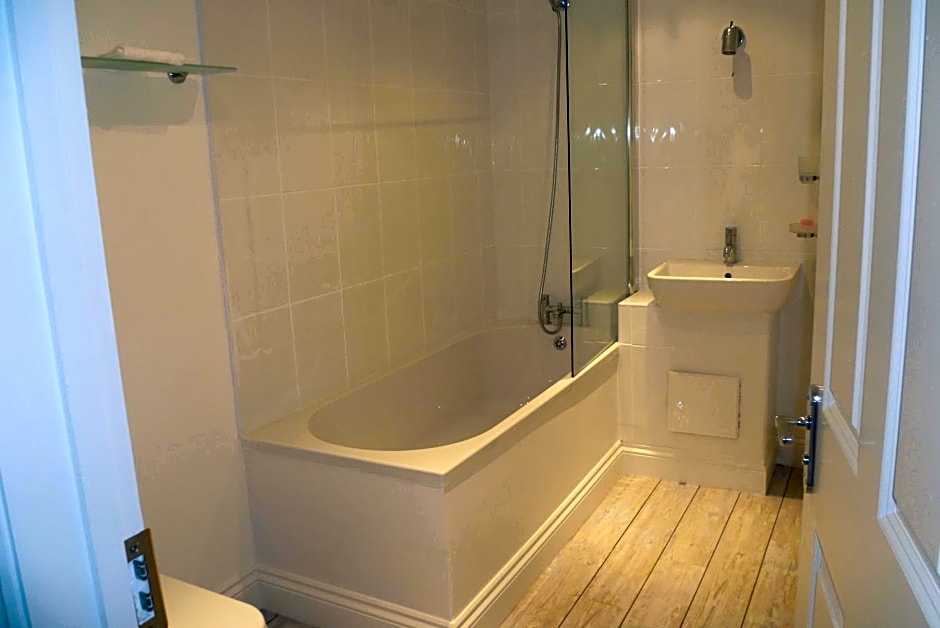 Moaps Farm B&B support small business, welcome, check in from 5 pm