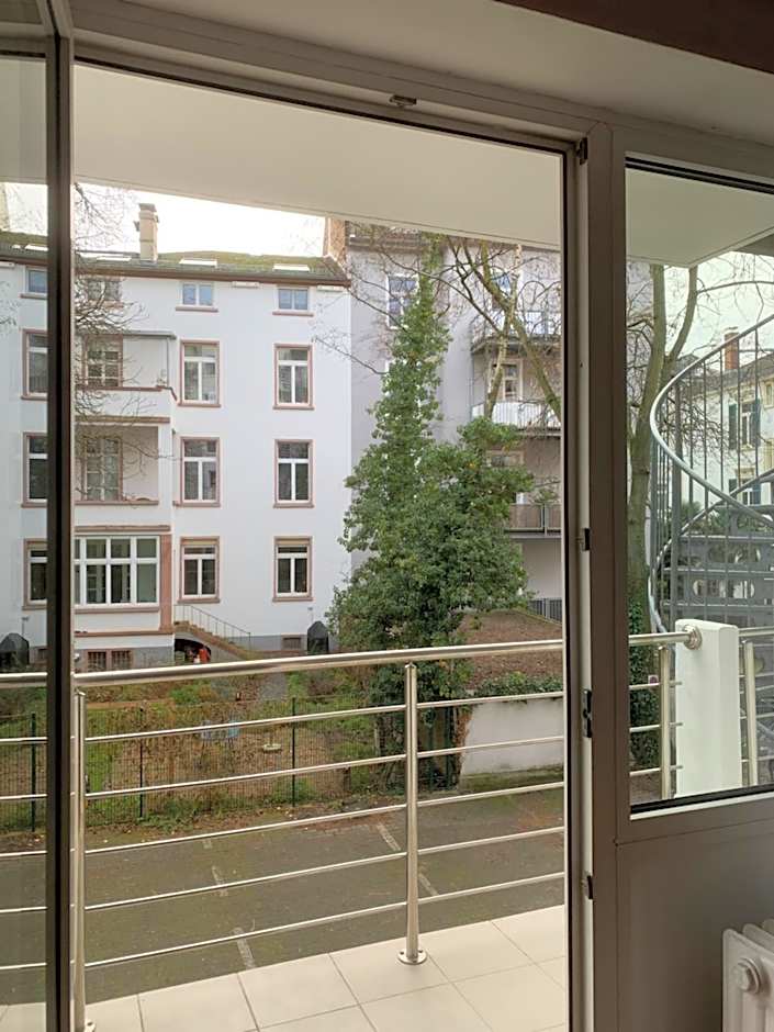 Hotel Mondial Comfort - Frankfurt City Centre