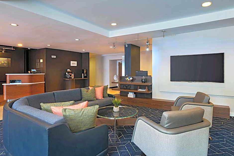 Courtyard by Marriott Austin The Domain Area