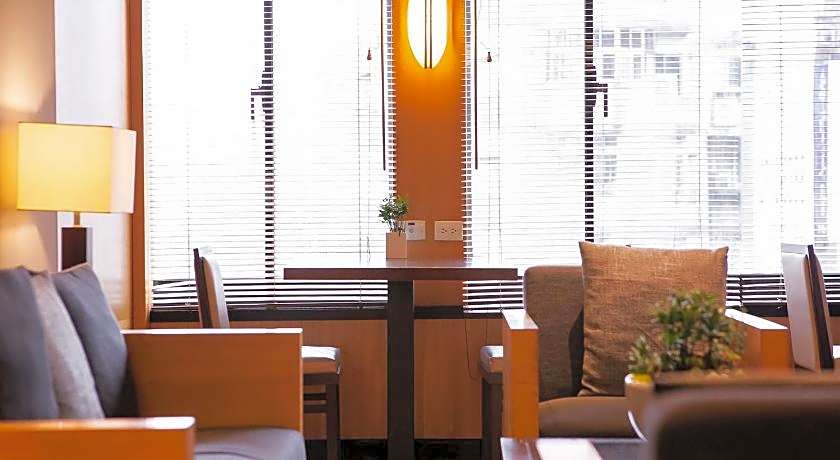 Royal Inn Taipei Nanxi - MRT Zhongshan Station