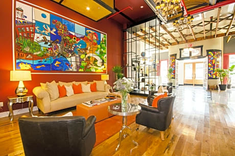 The Box House Hotel
