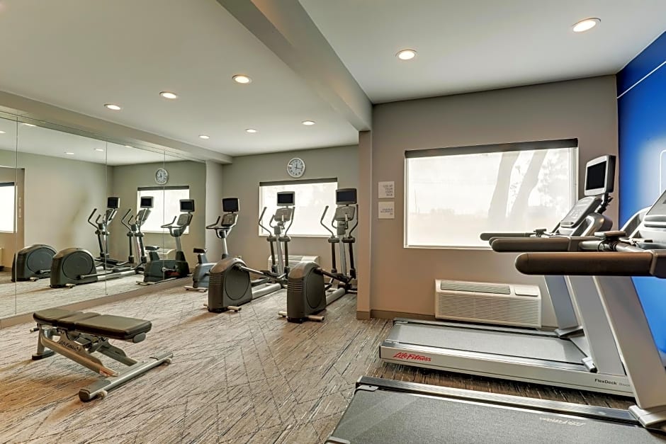 Holiday Inn Express Kenner - New Orleans Airport, an IHG Hotel