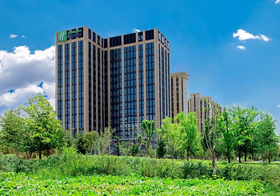 Holiday Inn Express Urumqi Station By IHG