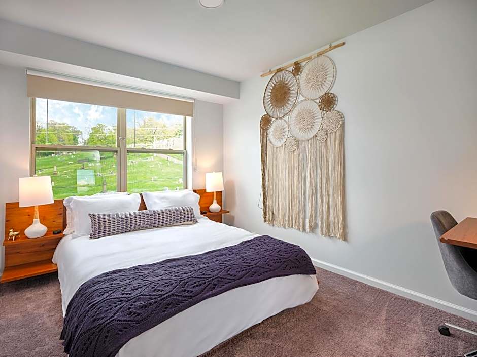 Hyatus at City Views