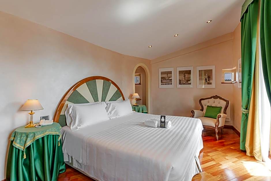 B&B HOTEL Firenze Pitti Palace al Ponte Vecchio