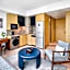 DoubleTree by Hilton Shenzhen Airport Residences