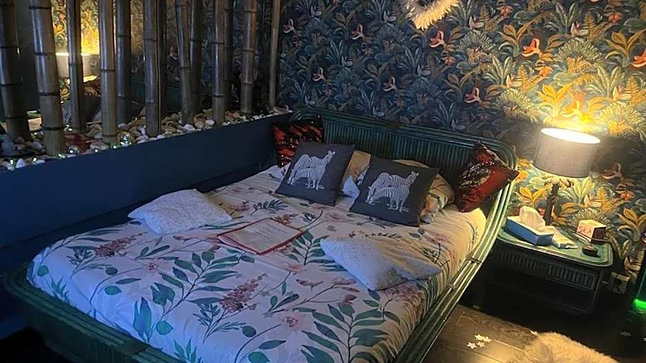 SPABYELLEETLUI spa rouge ou bleu