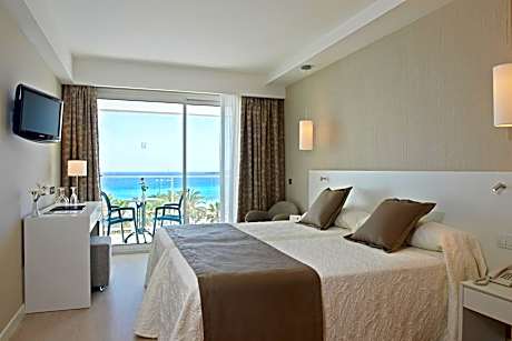Twin Room with Sea View