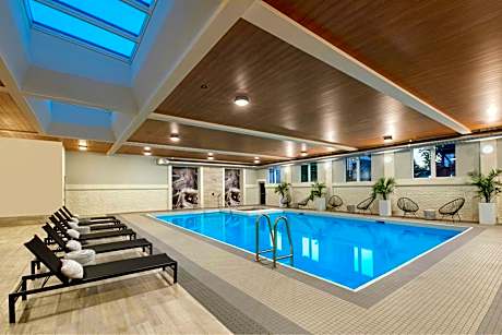 The Insignia Hotel, Sarnia, a Tribute Portfolio Hotel