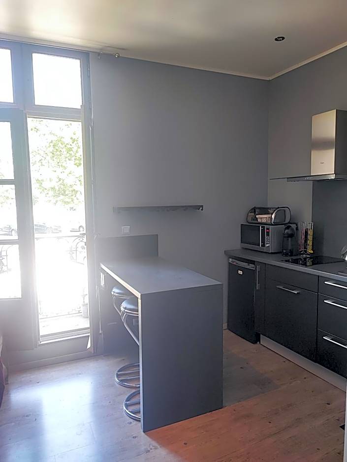 Appartement tout confort avec balnéo et lit king size