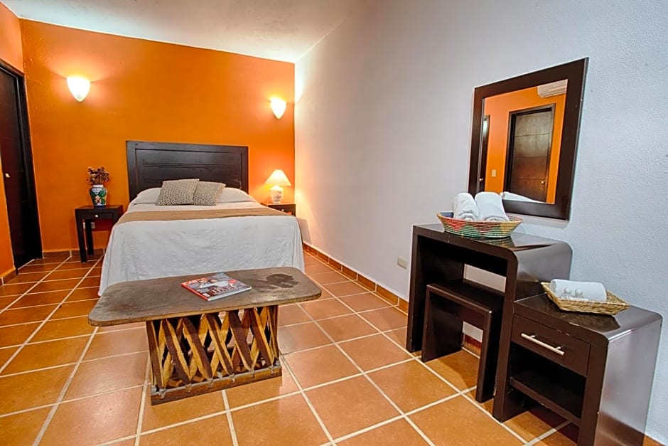 La Iguana Vallarta LGBT Experience - Romantic Zone
