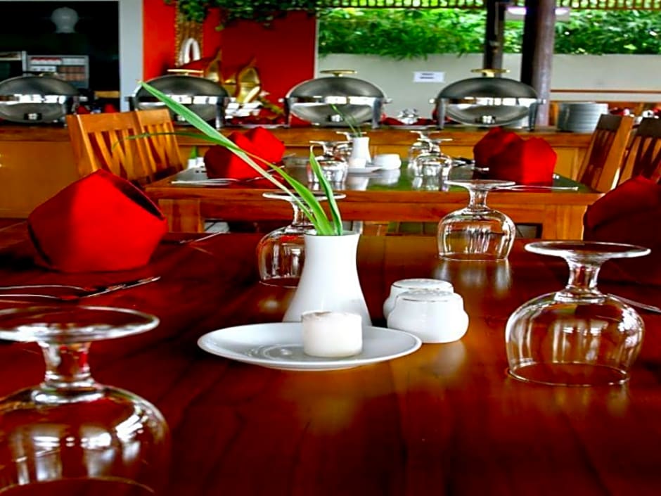 Grand Royal BIL Hotel