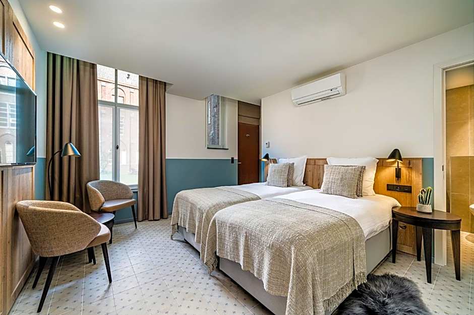 Hotel Monasterium PoortAckere Ghent