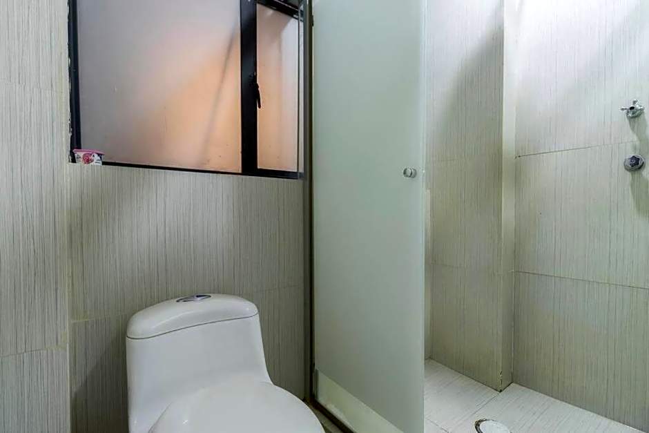 306 Zocalo Cathedral 2Bdrm 2bath apt AC Rooftop