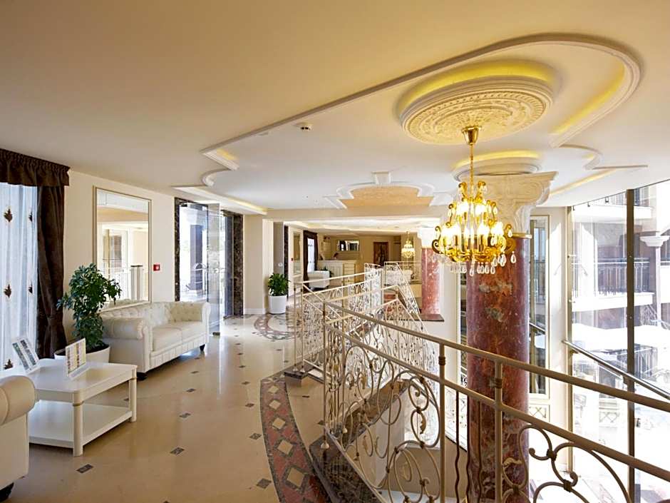 Hotel Golden Ina - All Inclusive - Beachfront