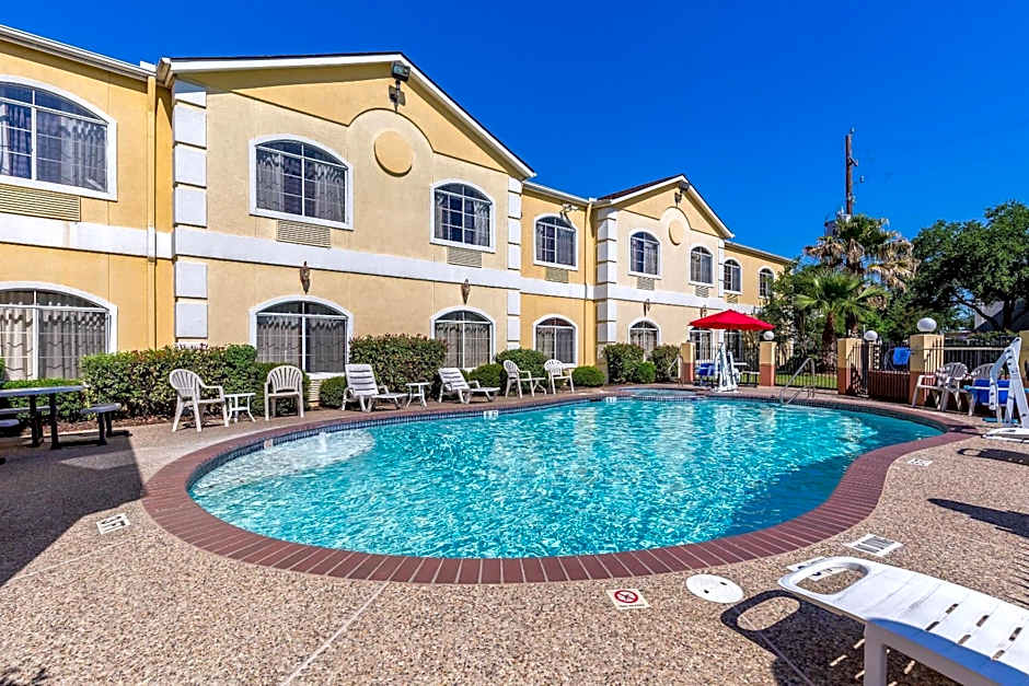 CasaBlanca Inn & Suites Houston - Spring