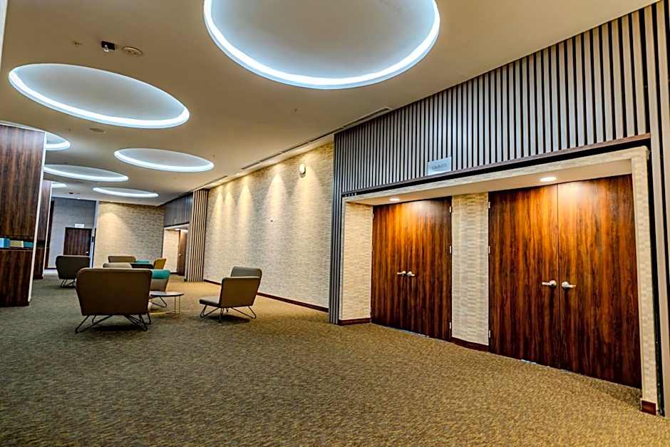 Courtyard by Marriott Santiago Airport