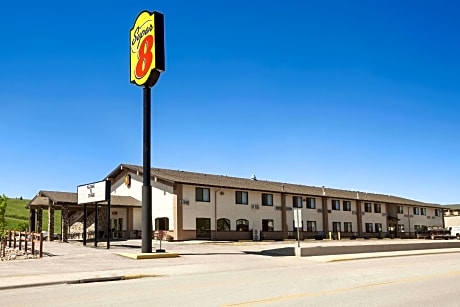Super 8 by Wyndham Sturgis