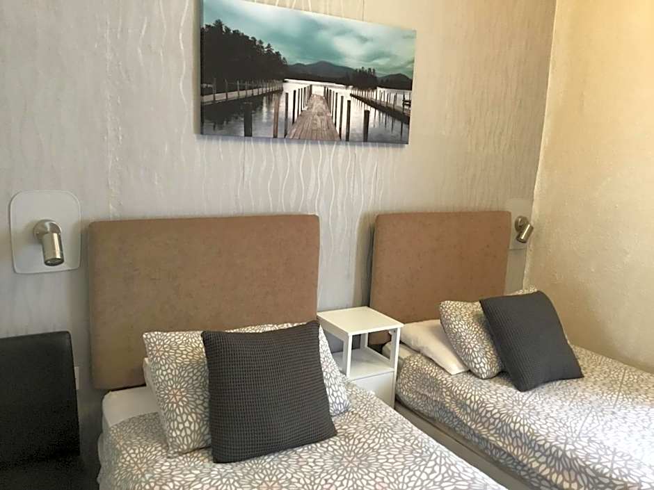 Kirkstall Guest House