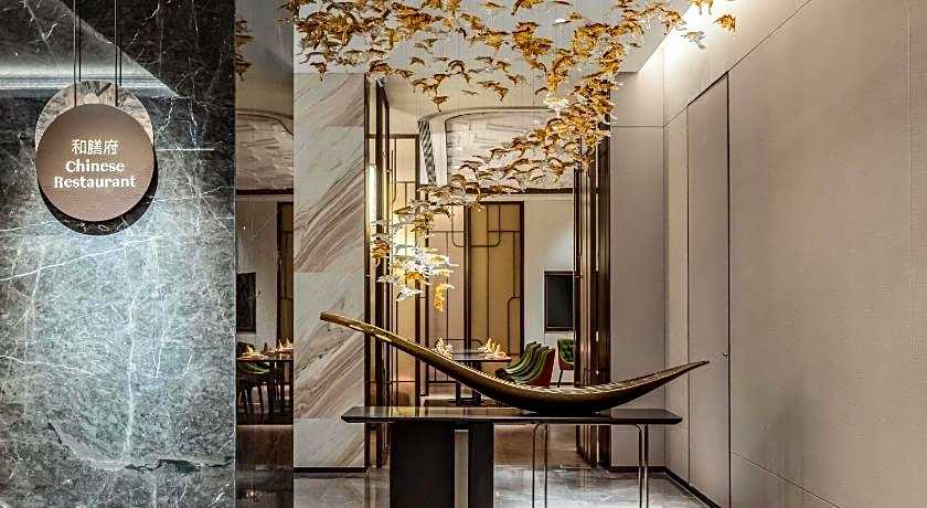 Grand Mercure Yichang Waitan