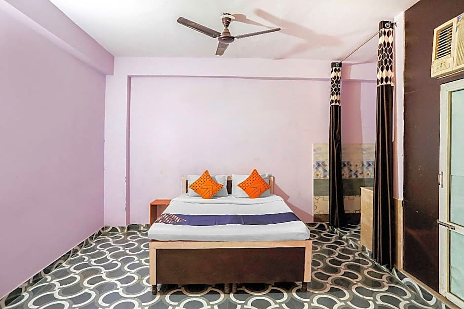 Hotel Urban Villa by OYO Rooms – Noida, DC