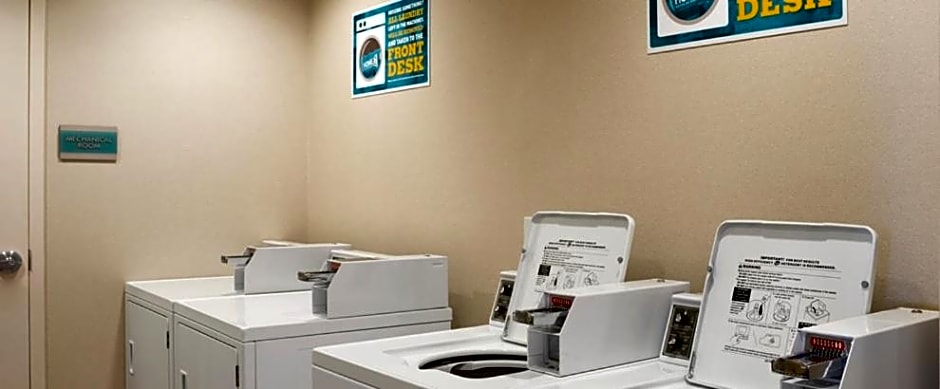 Home2 Suites by Hilton Greensboro Airport