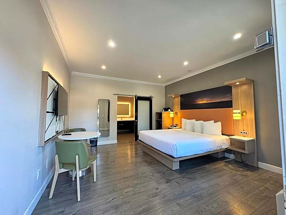 Granada Inn