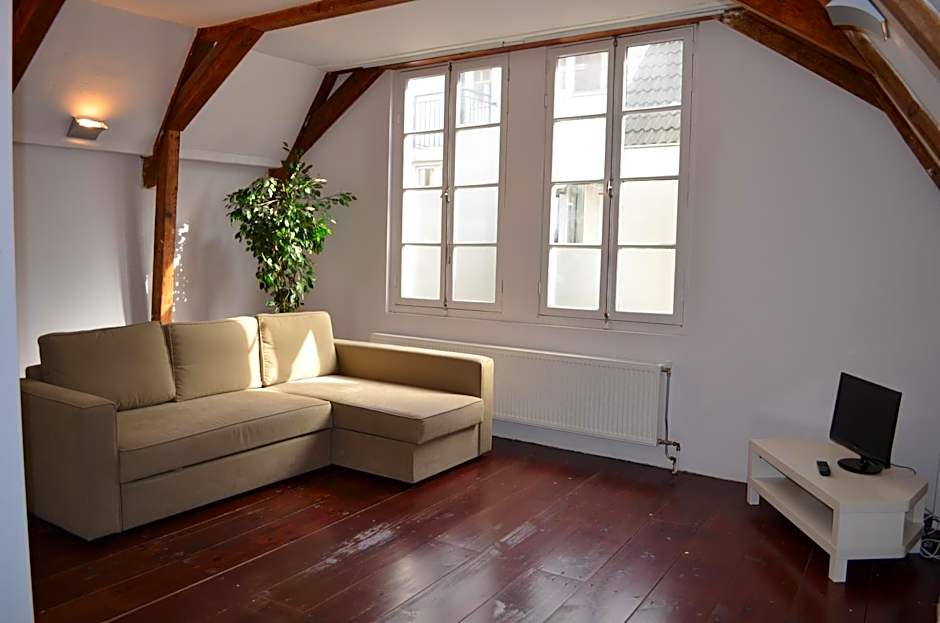 Rembrandtplein Bed & Breakfast