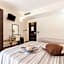 Cerri Hotel