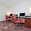 Holiday Inn Express & Suites Utica By IHG