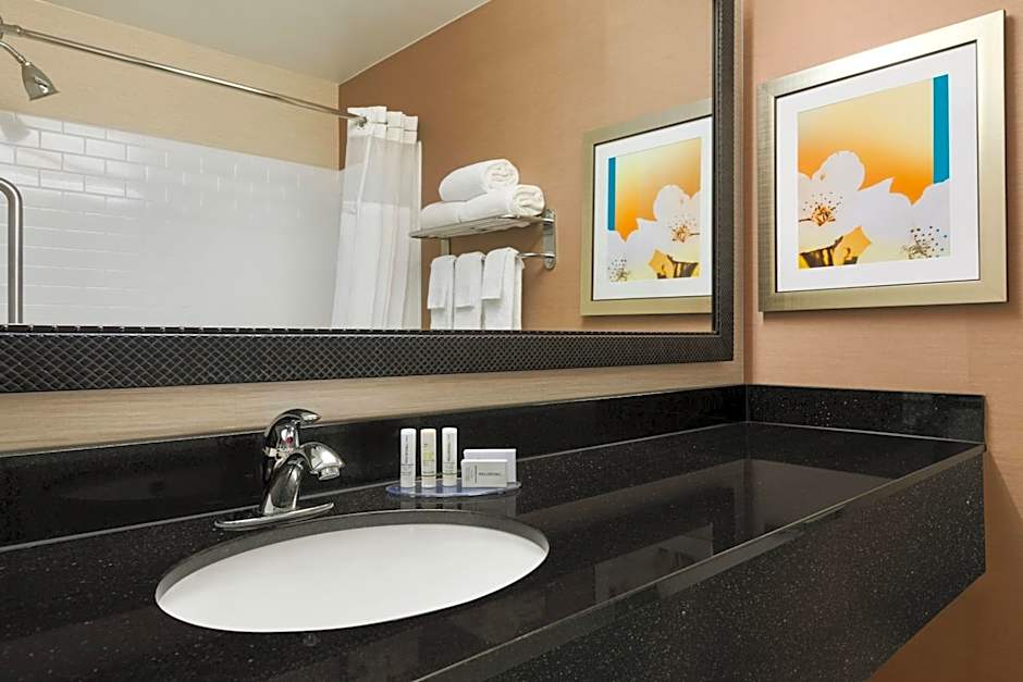 Fairfield Inn & Suites by Marriott Omaha East/Council Bluffs, IA