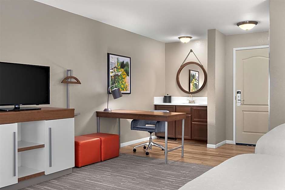 Hampton Inn & Suites Fresno