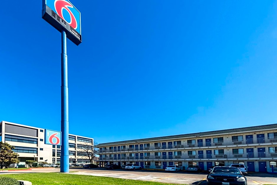 Motel 6-Garland, TX - Dallas