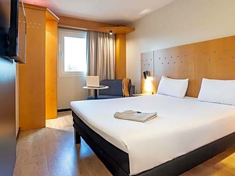 ibis Madrid Alcala de Henares La Garena