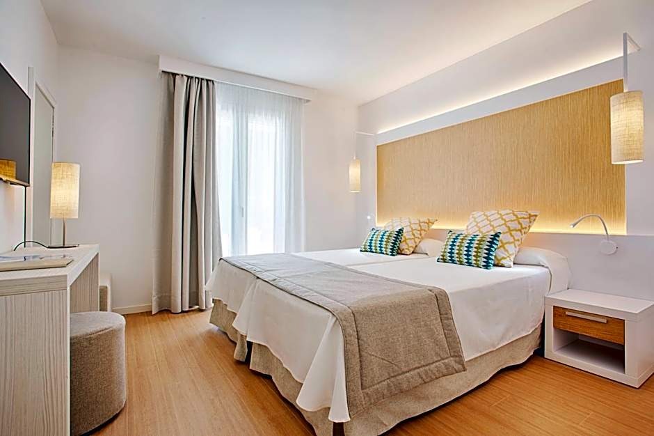 Photo 1 of 5 of Premium 1 Bedroom Apartment