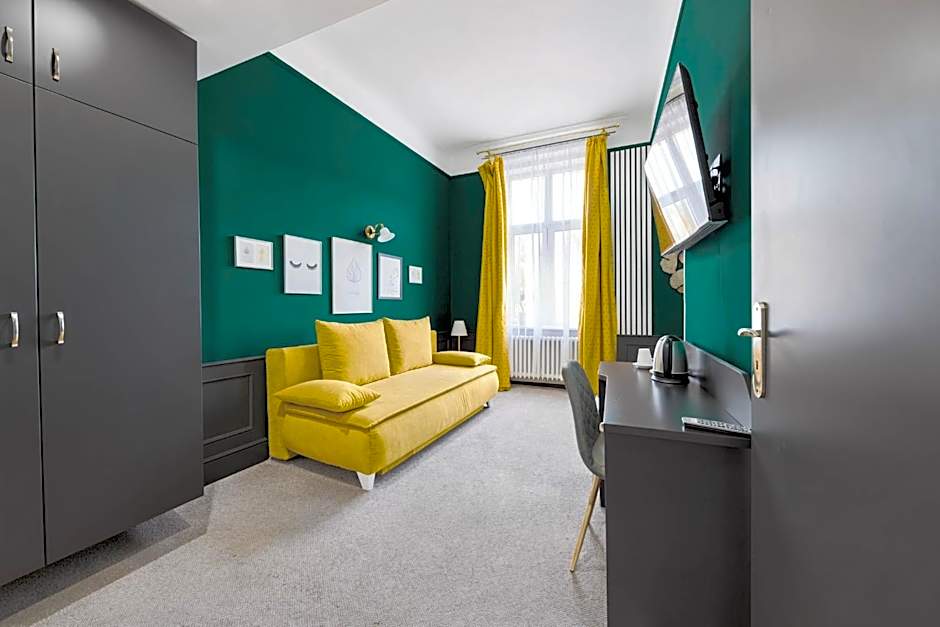 Hotel Praga 1885 by Wagnerstays