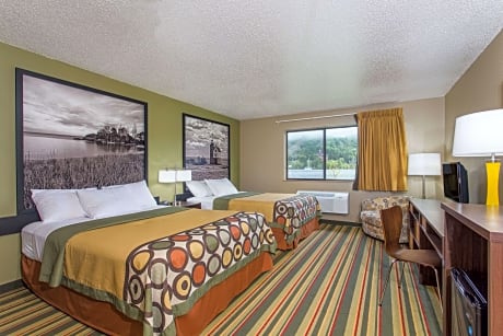 1 Queen Bed Suite Non-Smoking