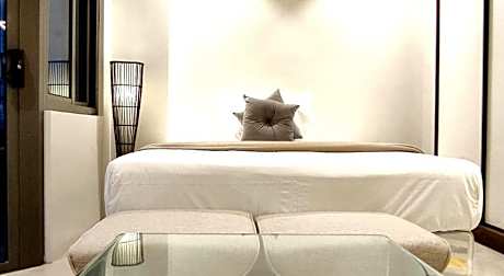 ReLuxe マリン Condo