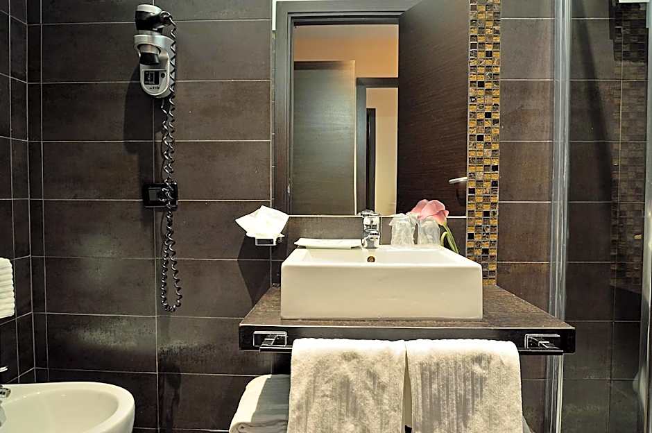 Catone District Hotel