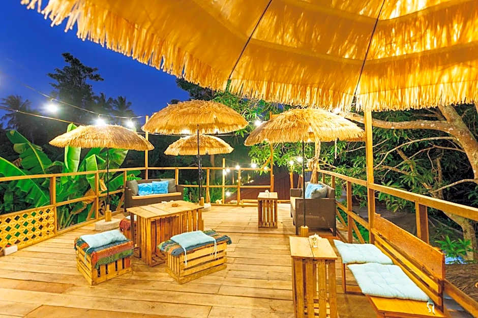 Camotes-Hidden-Huts