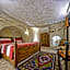Maccan Cave Hotel