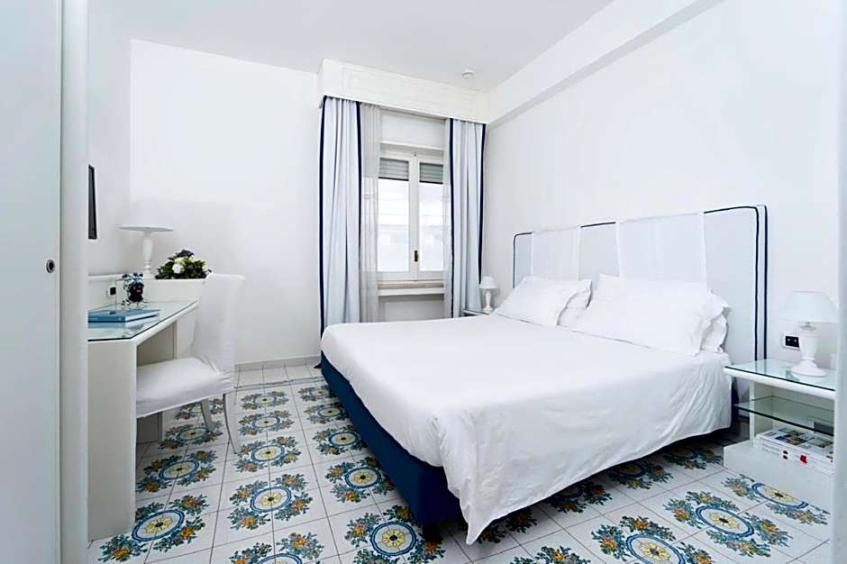 Regina Cristina Hotel