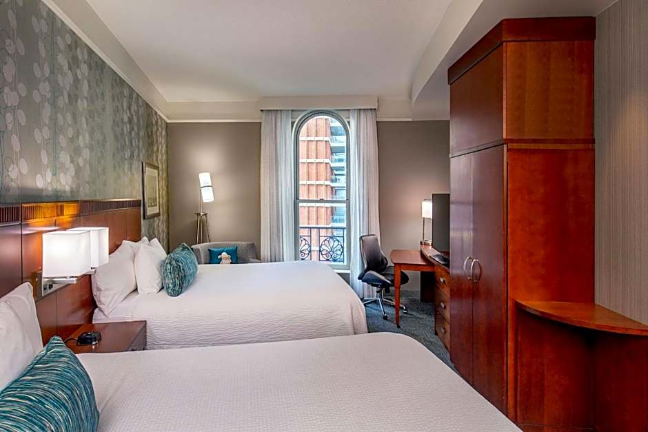 Courtyard by Marriott Boston Copley Square