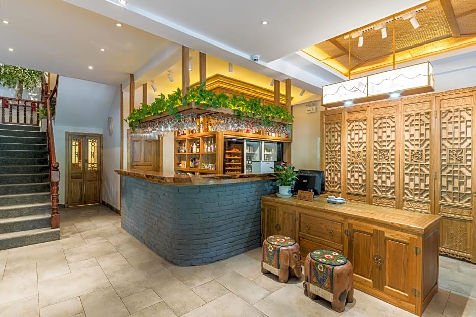 Yangshuo River View Hotel